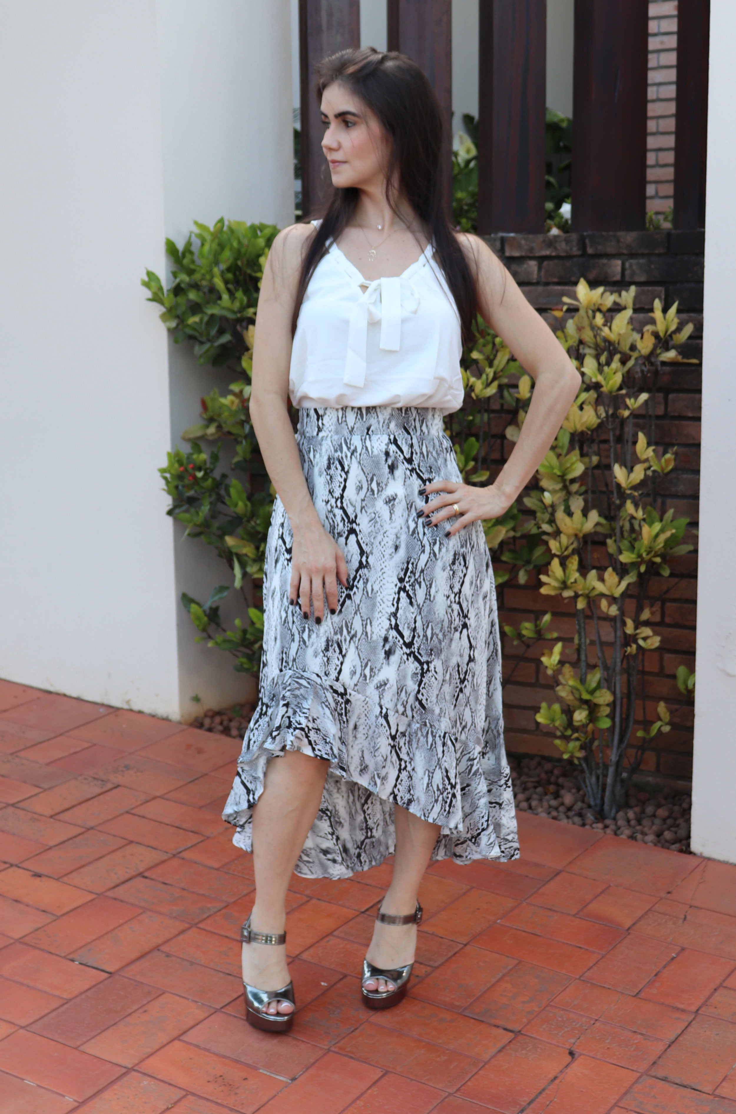 saia midi estampada