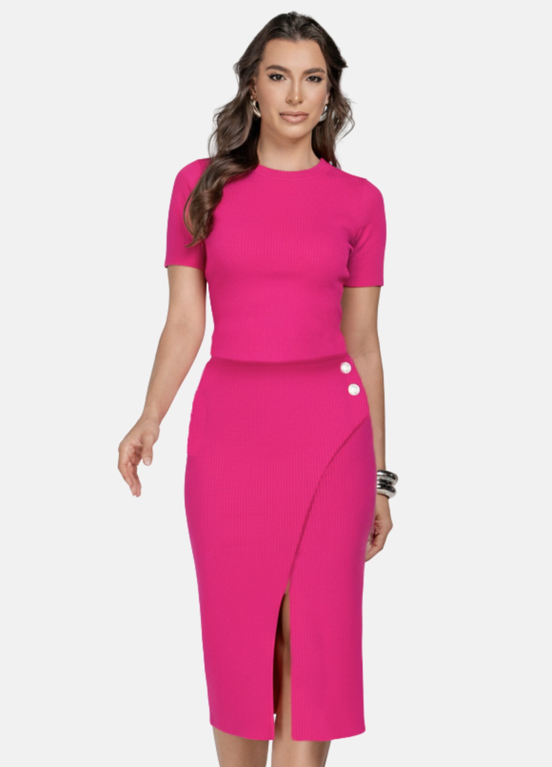 CONJUNTO SAIA E BLUSA COM BOTÕES DE METAL 