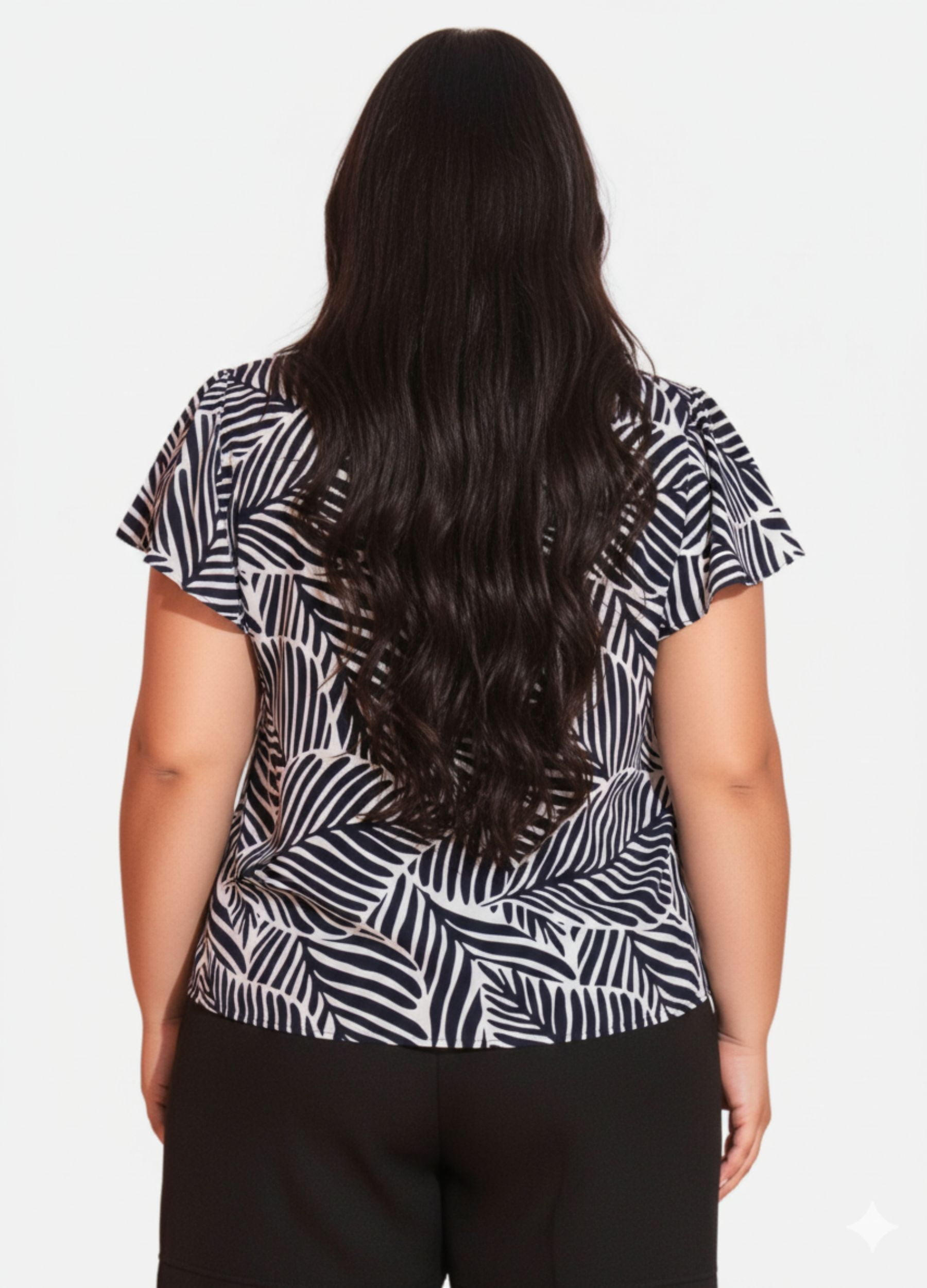 BLUSA COM PALA PLUS SIZE 
