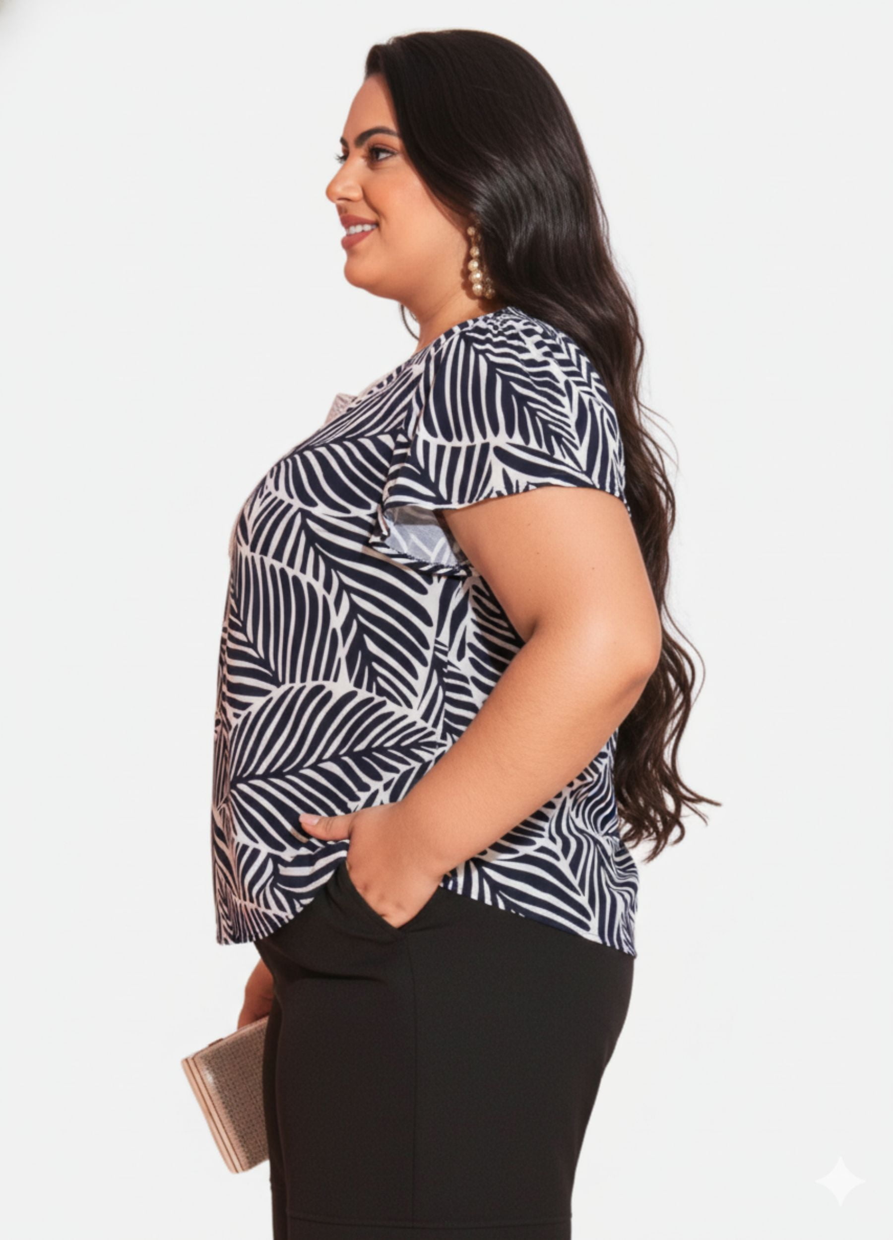 BLUSA COM PALA PLUS SIZE 