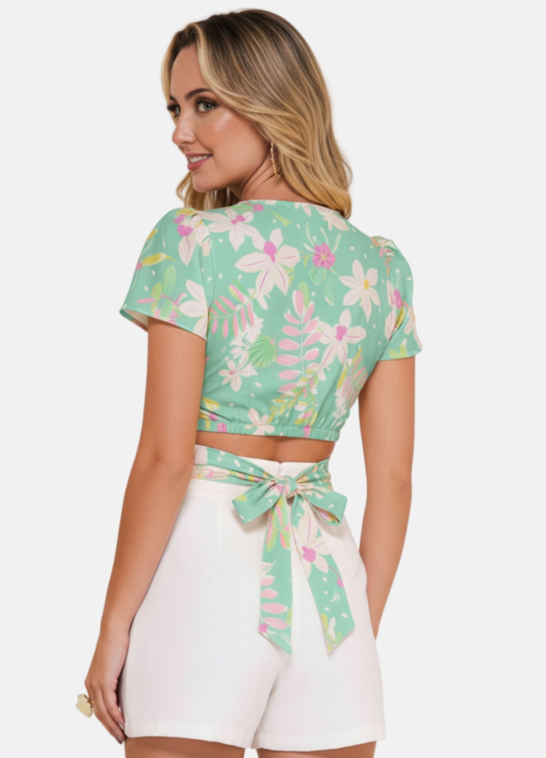BLUSA DE AMARRACAO NAS COSTAS