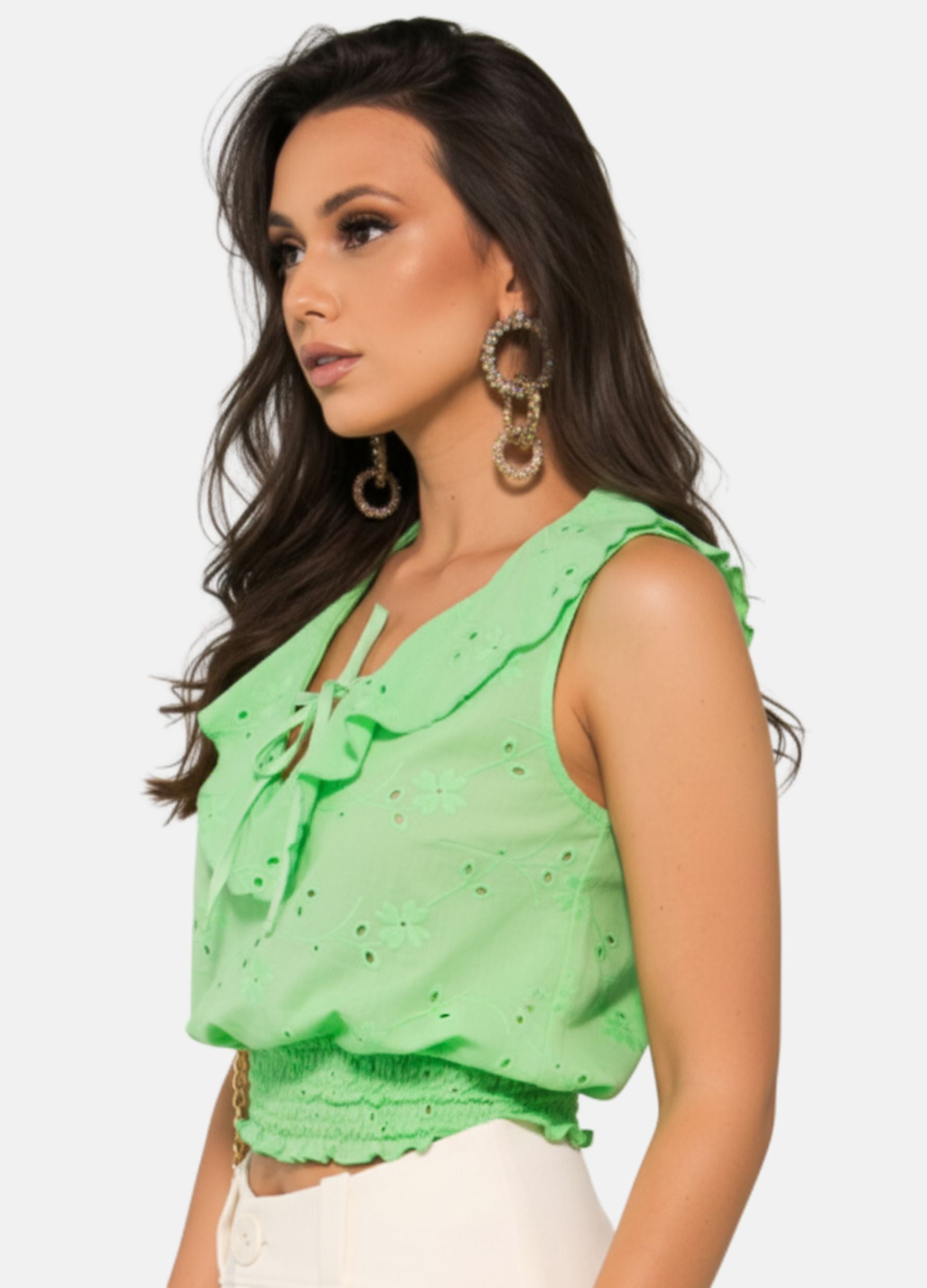 BLUSA LAISE C/ BABADO NO DECOTE