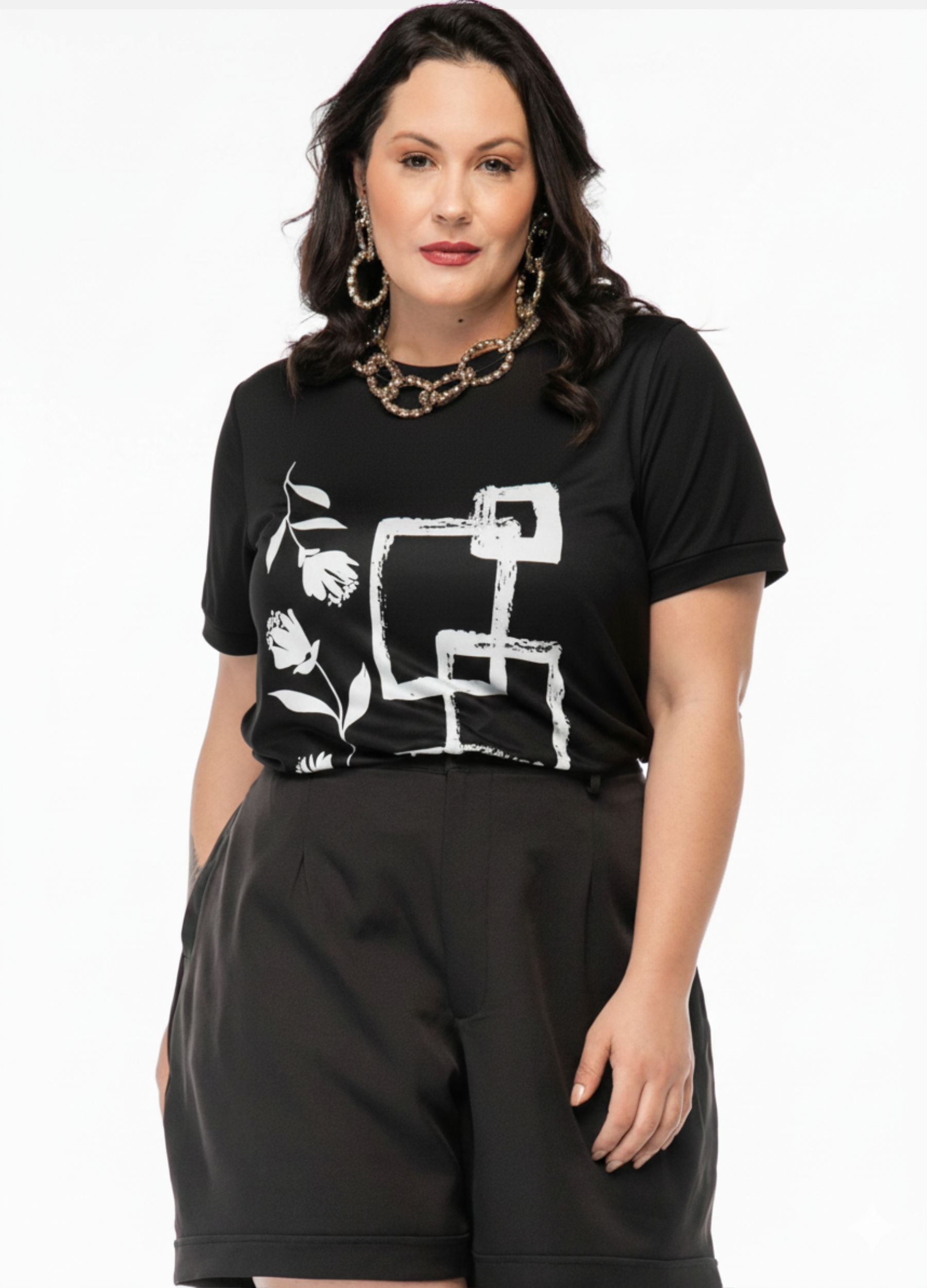 T-SHIRT C/ DETALHE DE TULE PLUS SIZE