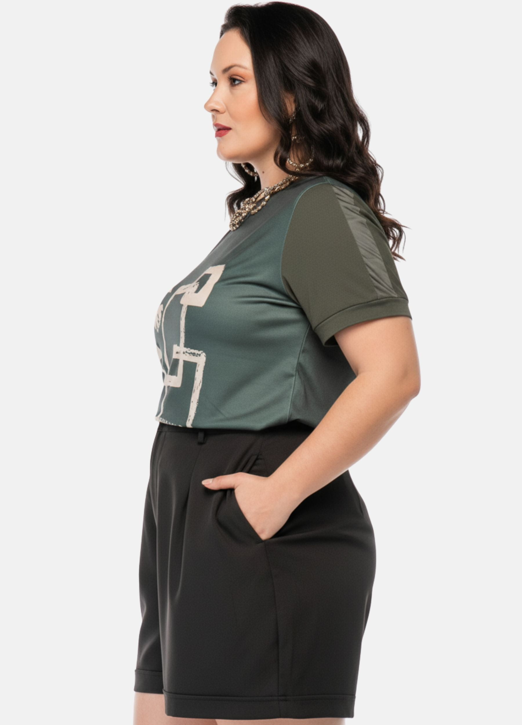 T-SHIRT C/ DETALHE DE TULE PLUS SIZE 