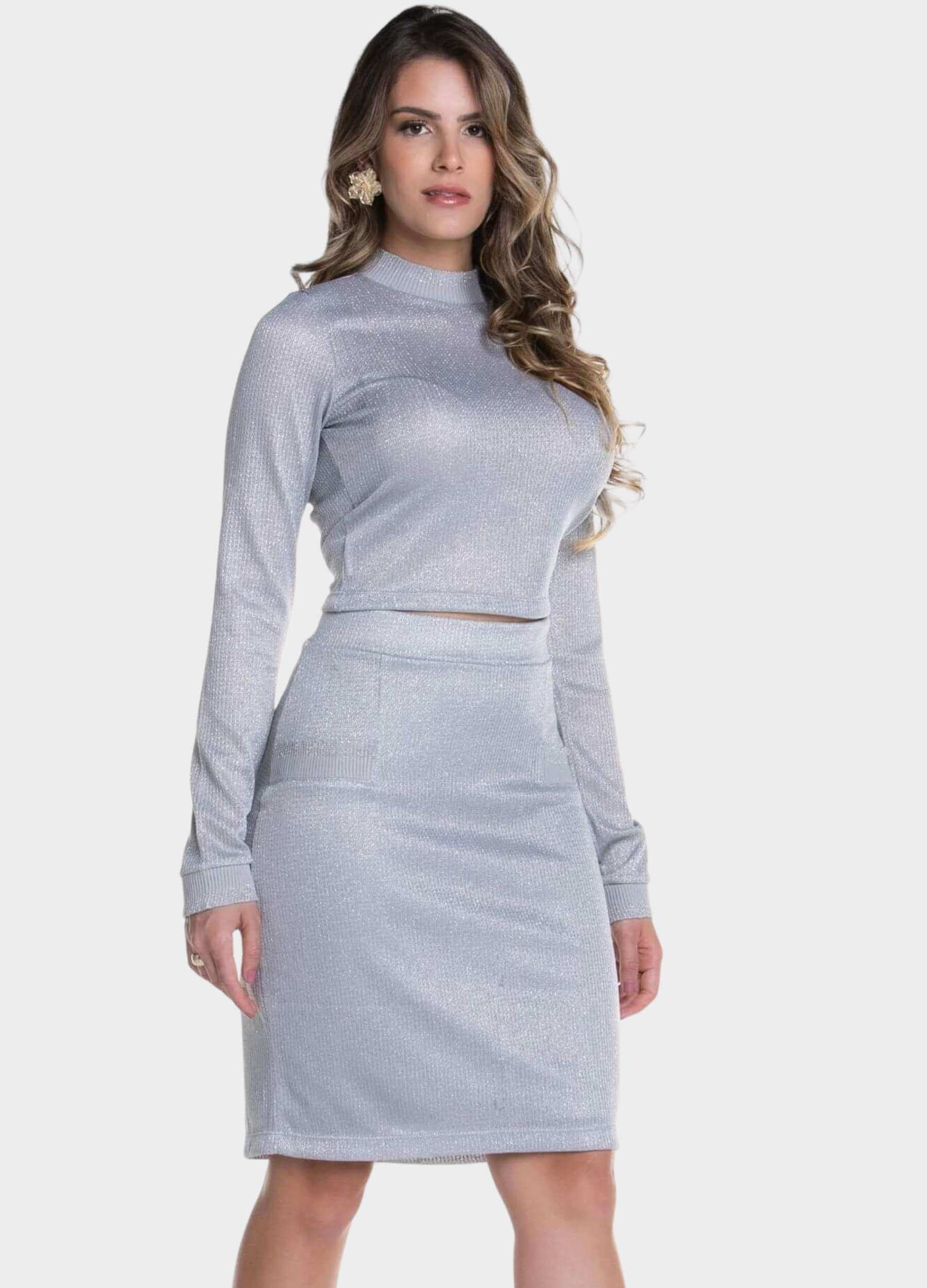 CONJUNTO FEMININO DE TRICÔ COM BLUSA E SAIA