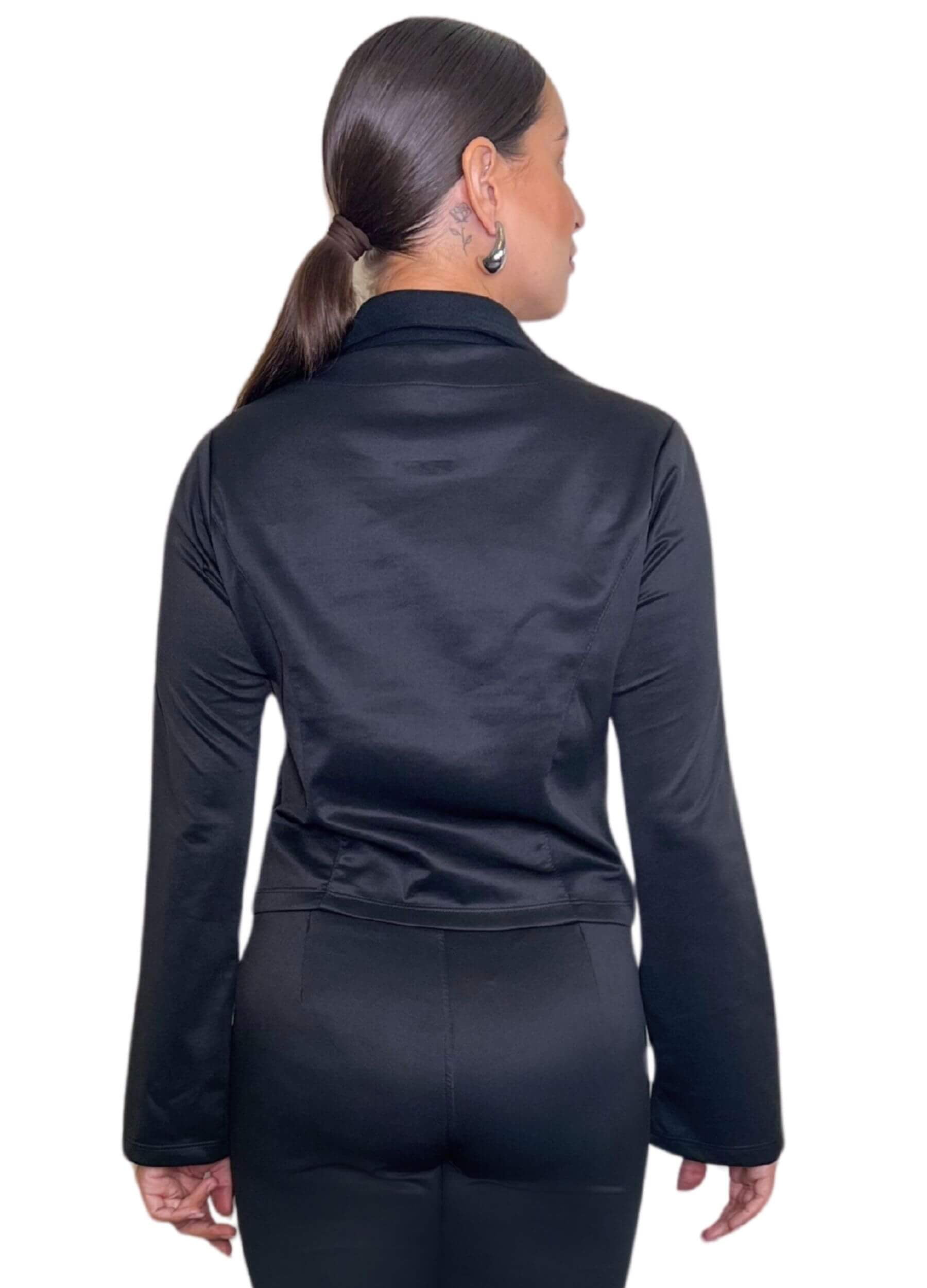 CASACO FEMININO COM LAPELA E BOTOES 