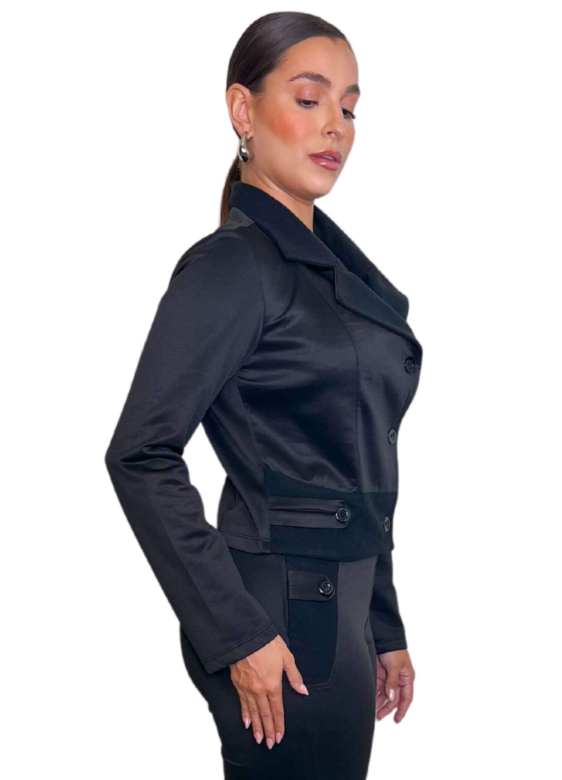 CASACO FEMININO COM LAPELA E BOTOES 