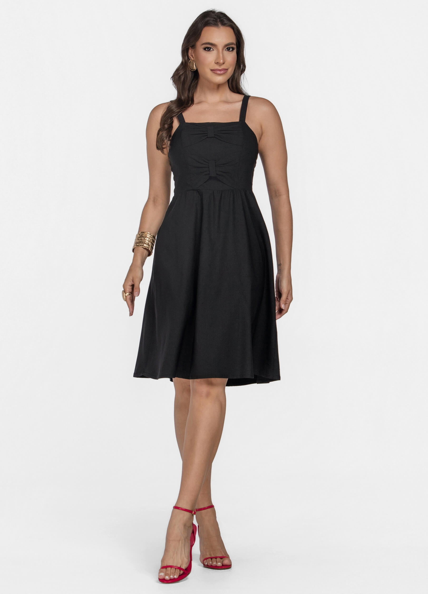 VESTIDO CURTO COM LAÇOS NA FRENTE 
