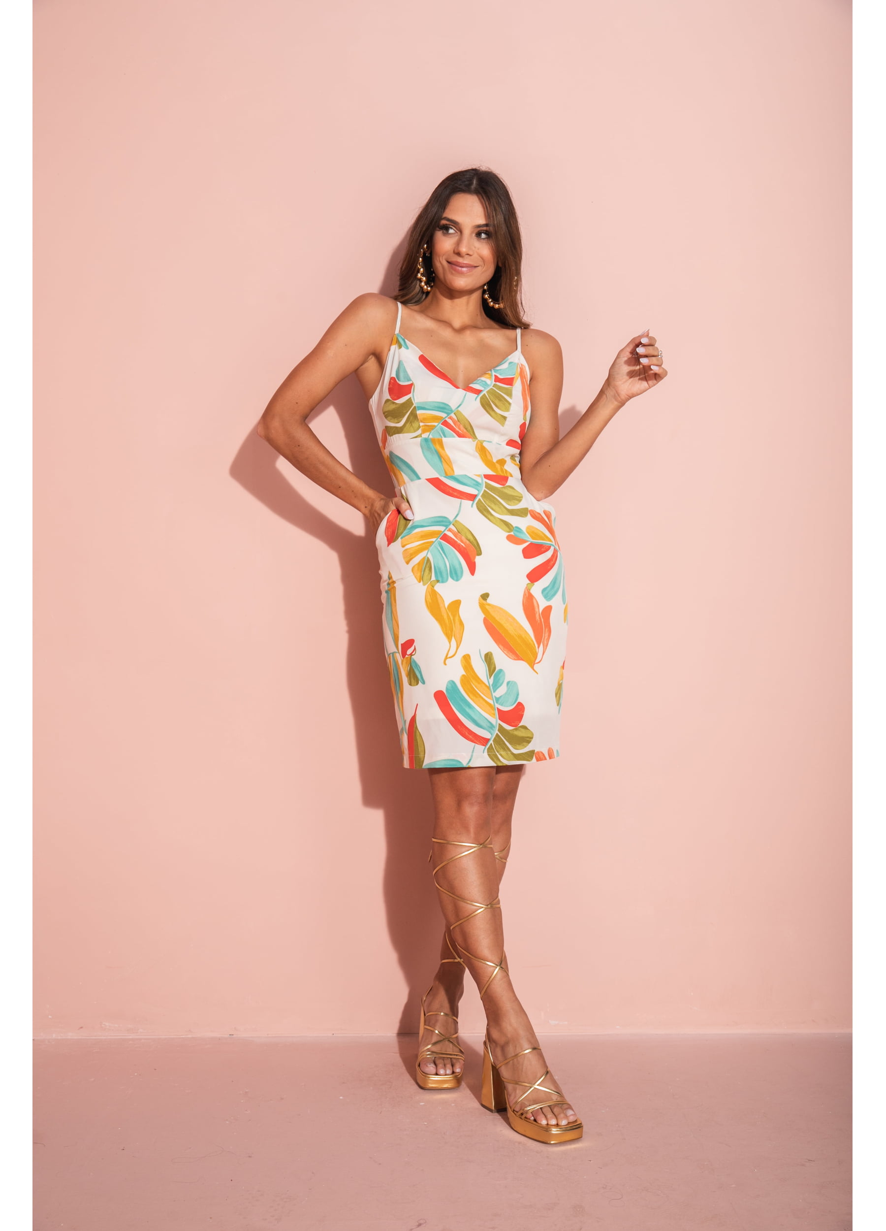 VESTIDO CURTO ESTAMPADO E ALÇA 
