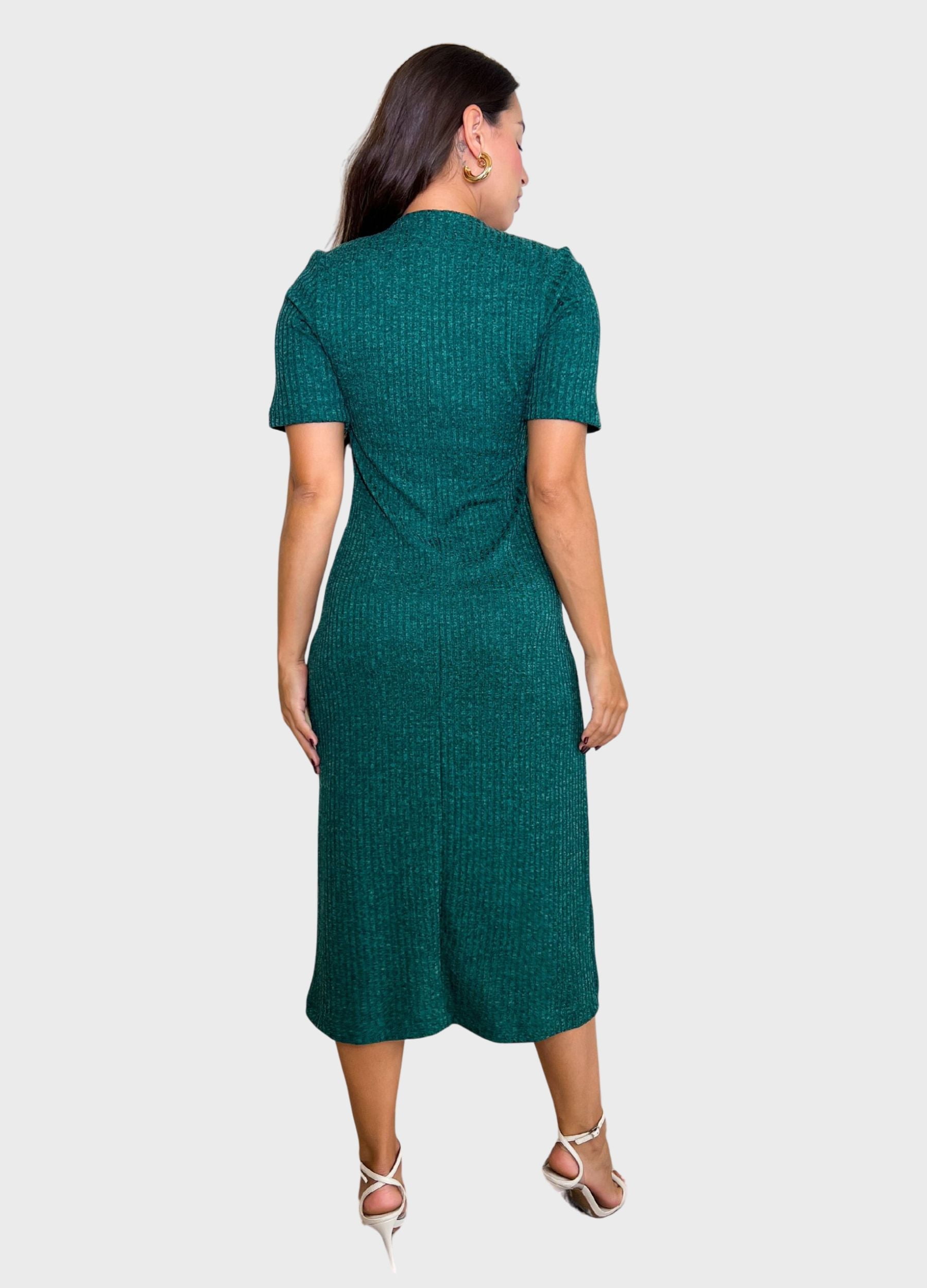 VESTIDO MIDI CANELADO COM FRANZIDO 