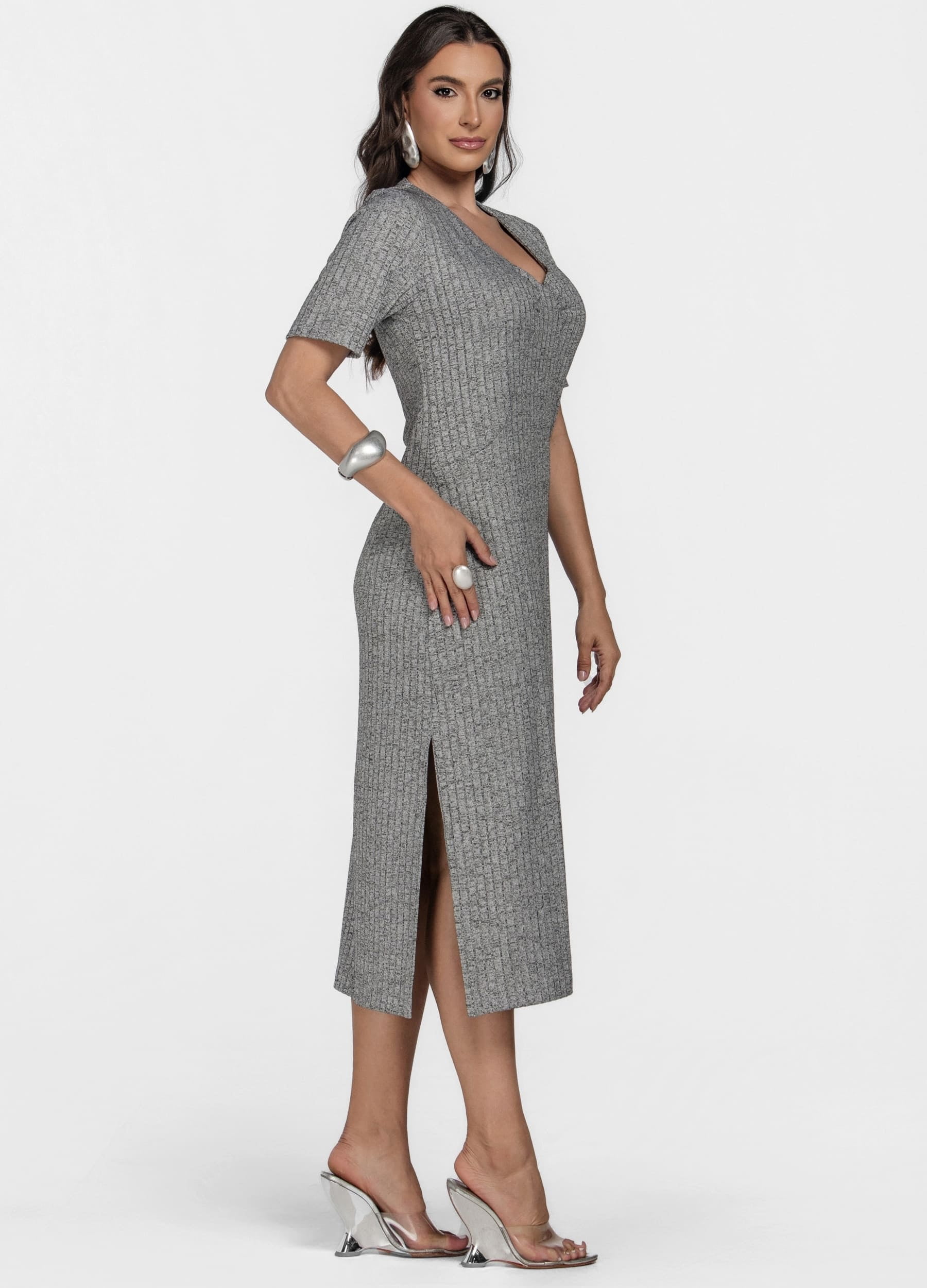 VESTIDO MIDI CANELADO COM FRANZIDO 