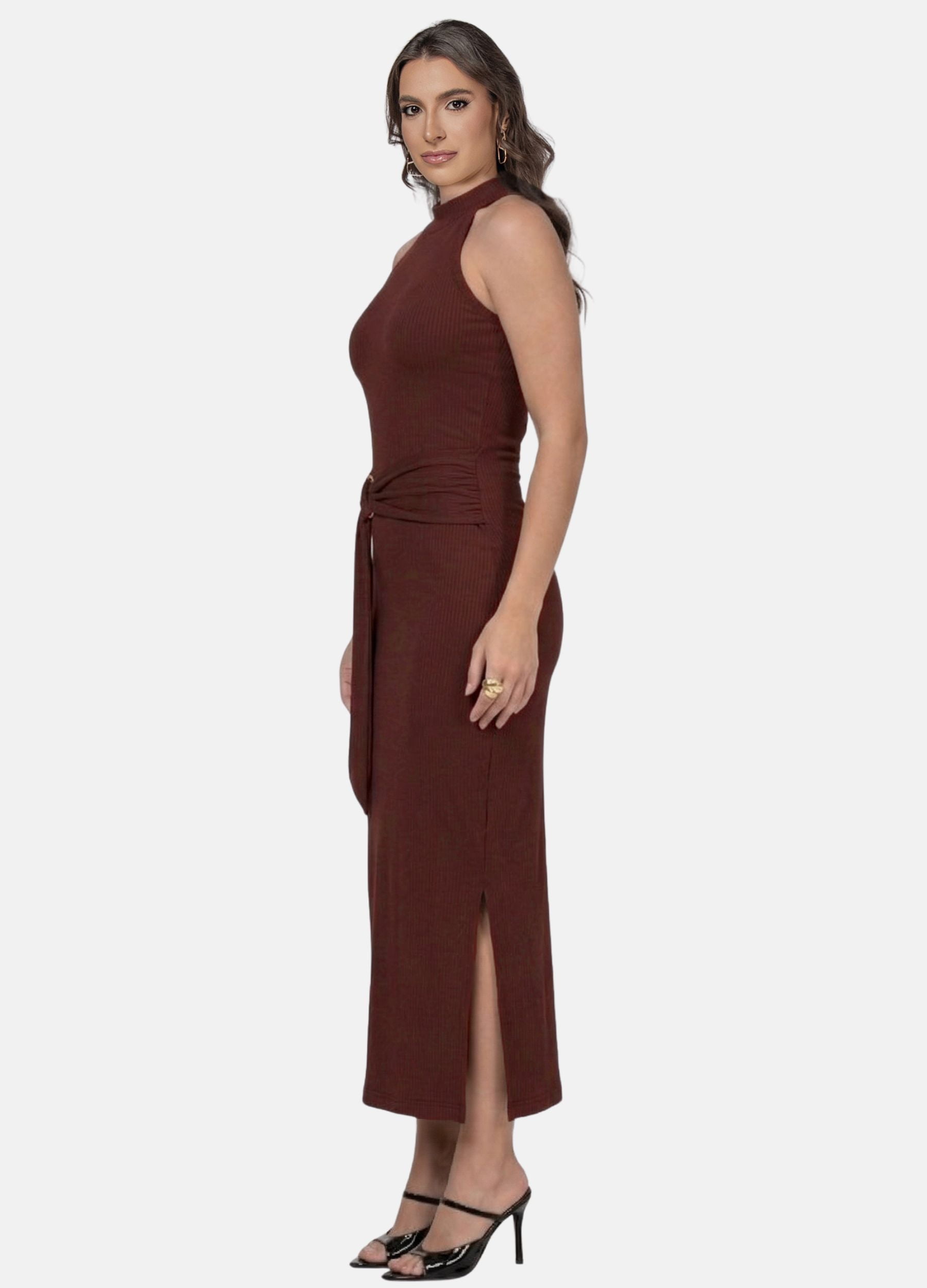 VESTIDO MIDI CANELADO GOLA ALTA COM ARGOLA