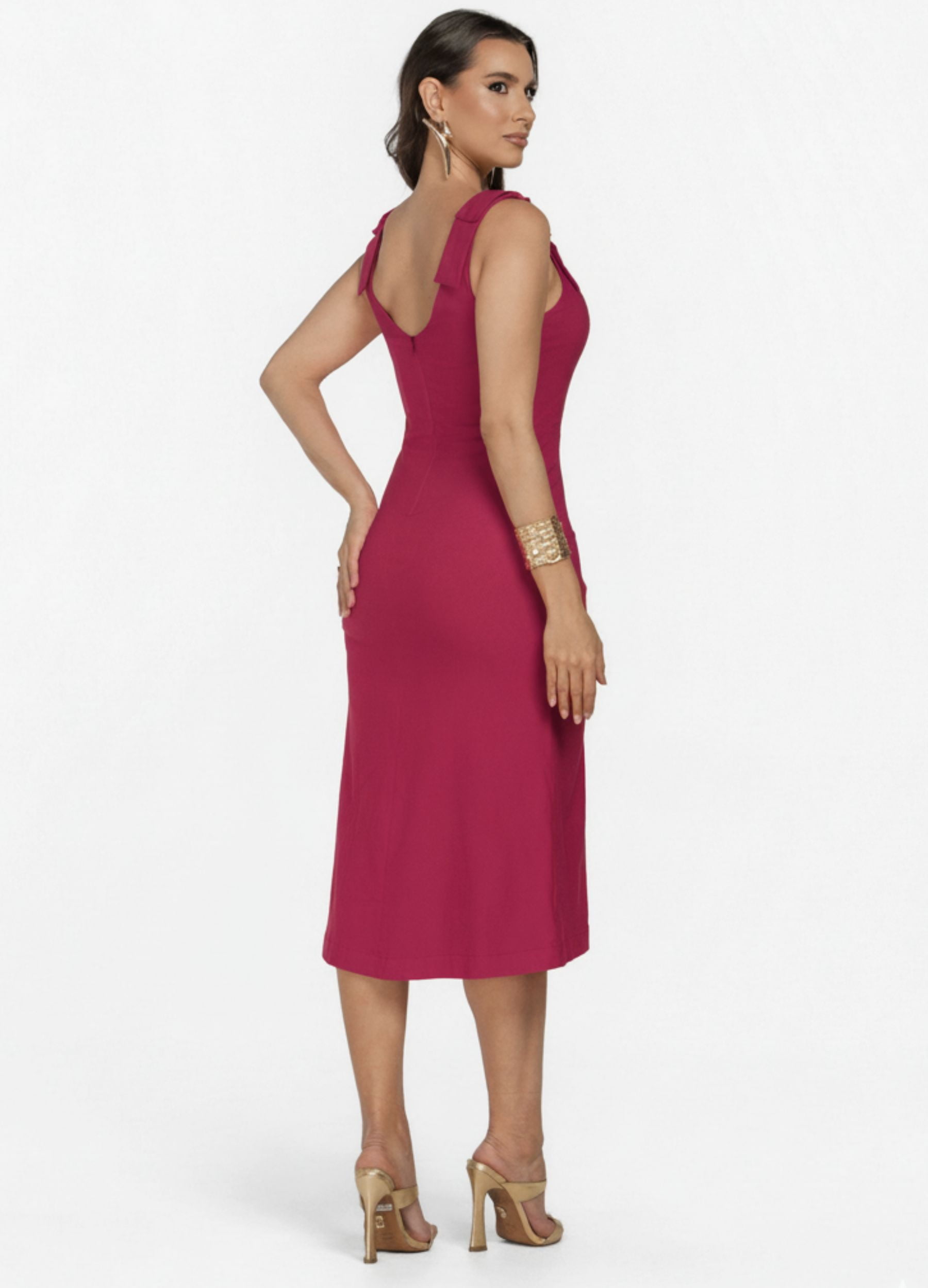 VESTIDO MIDI COM LAÇO NO OMBRO