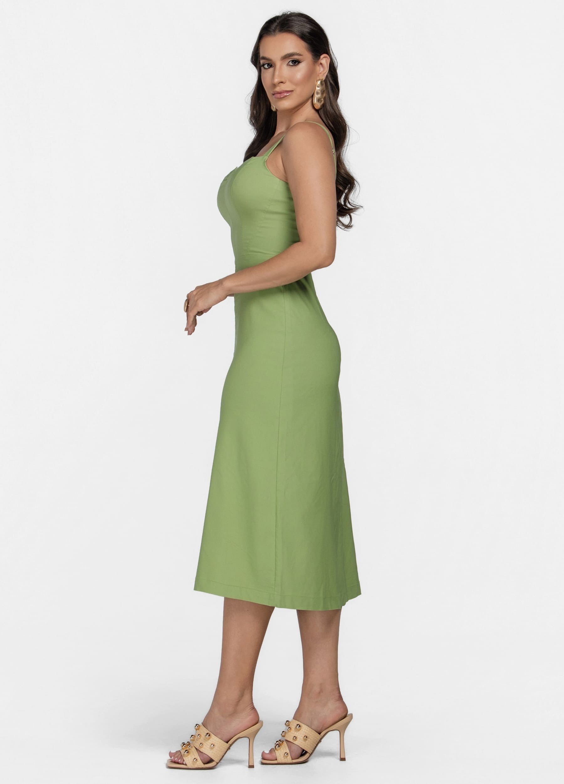 VESTIDO MIDI COM RECORTES E ABERTURA NO DECOTE