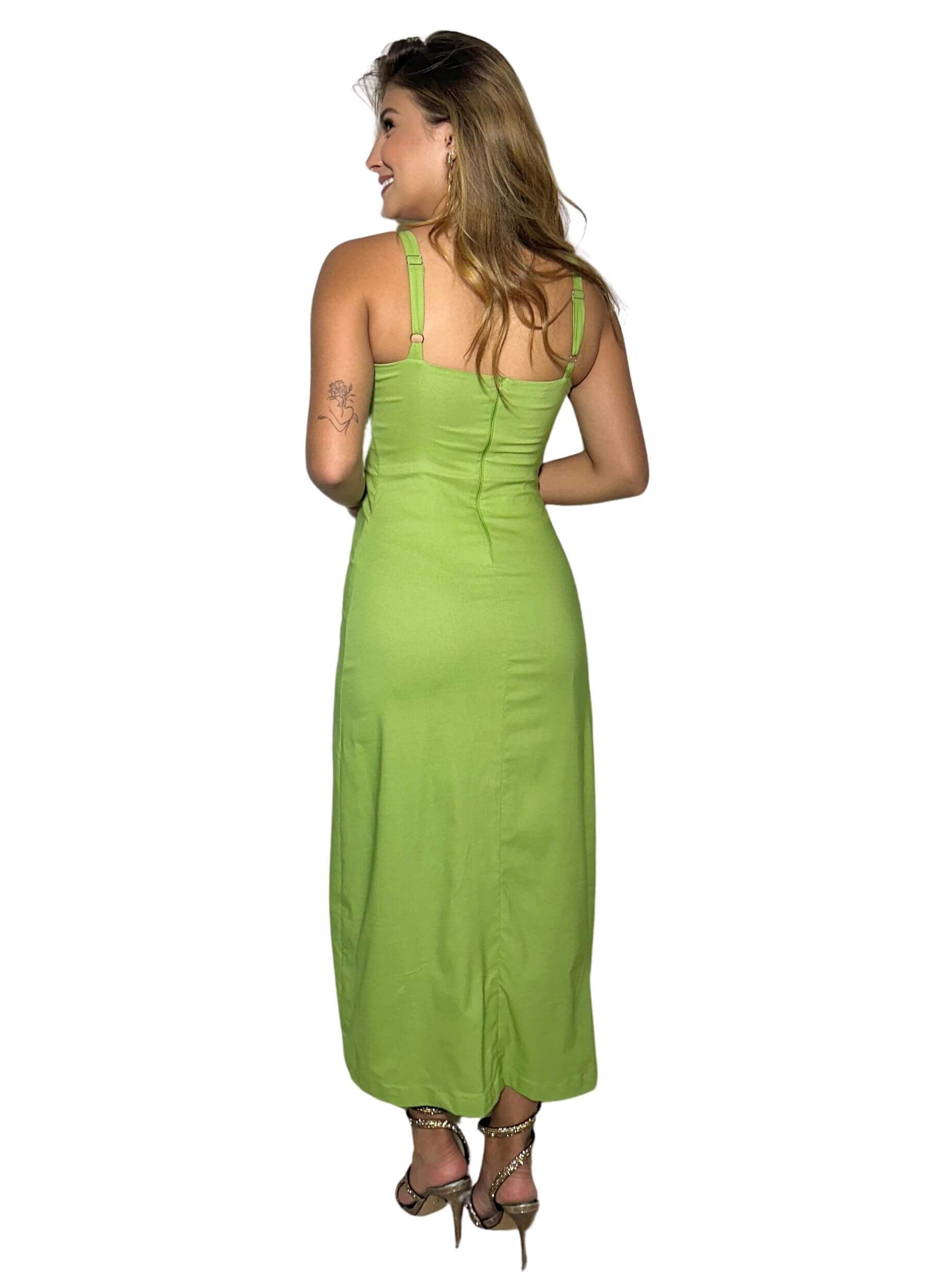 VESTIDO MIDI COM RECORTES NO BUSTO 