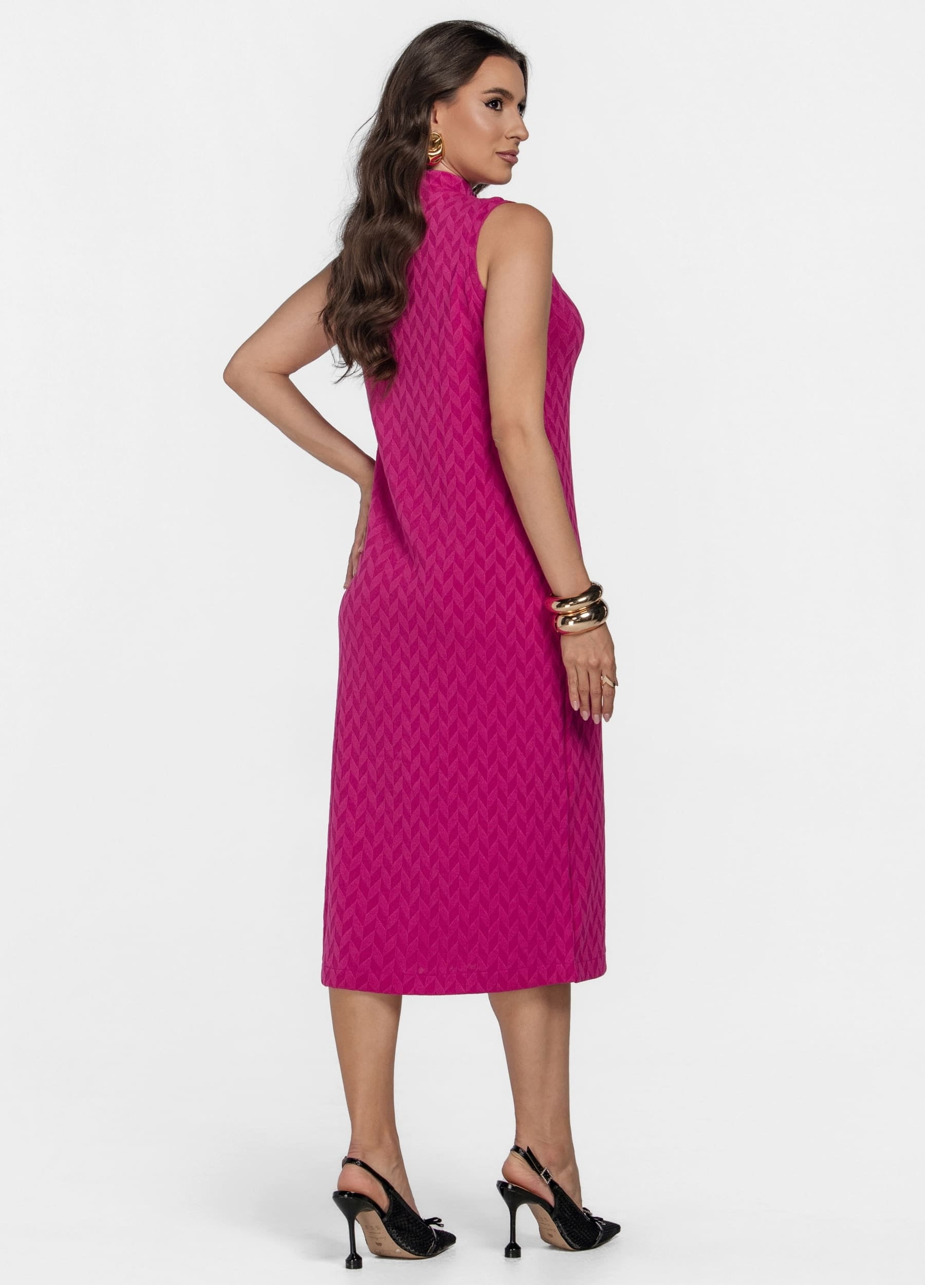 VESTIDO MIDI GOLA ALTA 