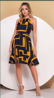 VESTIDO ESTAMPADO COM BABADO NAS CAVAS 